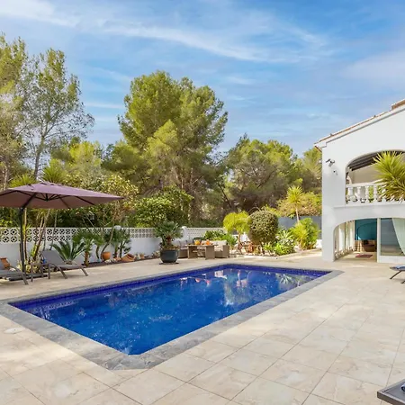 Tranquila Villa *